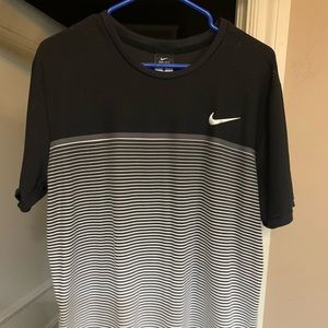 Nike tennis men’s shirt